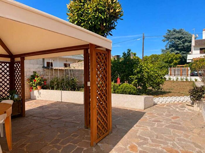 Casa trilocale in affitto in vicolo Ofiuco, Colle Romito, Ardea
