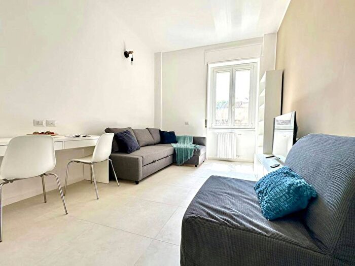 Appartamento monolocale in affitto in Corso Lodi, Lodi Brenta, Milano