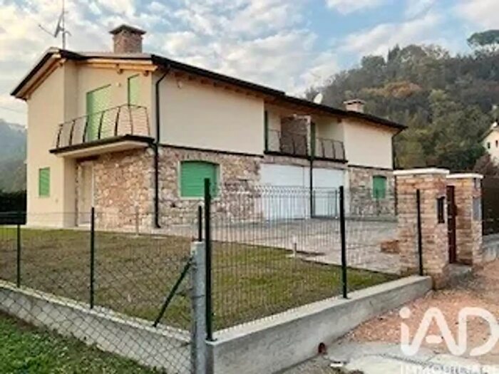 Casa con 6 locali in affitto in Via Matteotti, Altavilla Vicentina