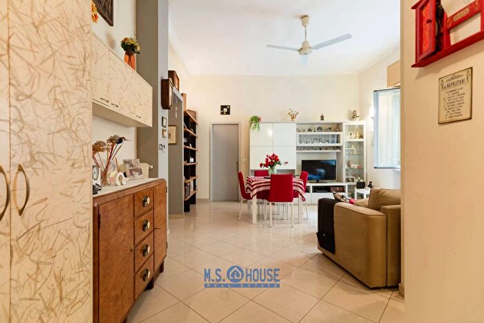 Appartamento trilocale in vendita in Milano, Milano