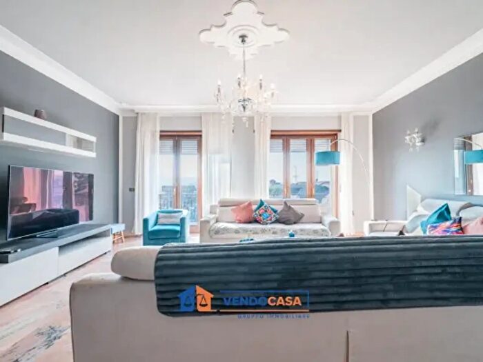 Appartamento con 5 locali in vendita in Via dei Gelsi, Santa Vittoria D'Alba