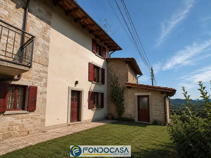 Casa quadrilocale in vendita in Via Panoramica, Monticelli Brusati