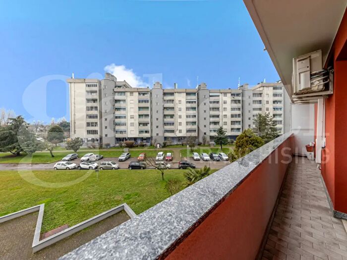 Appartamento quadrilocale in vendita in Via Guido Rossa, Rozzano