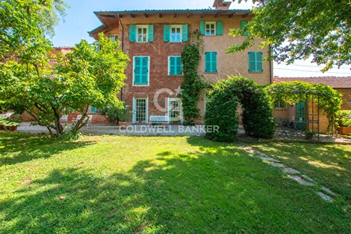 Casa con 20 locali in vendita in Via Asti, Tonco