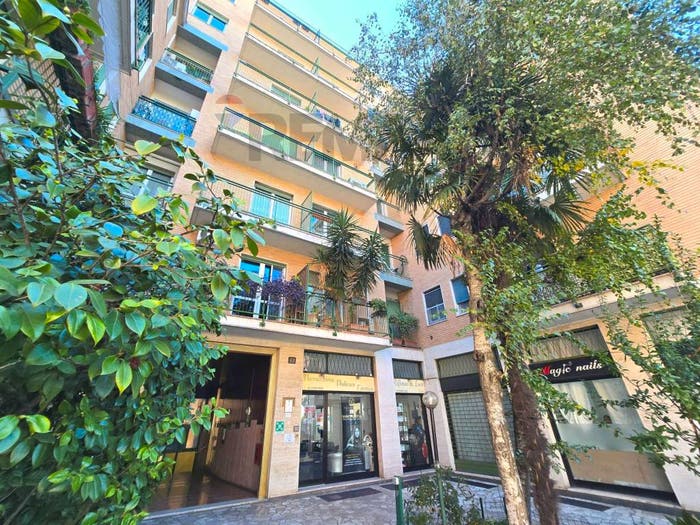 Appartamento monolocale in affitto in Via Imbonati, Dergano, Milano
