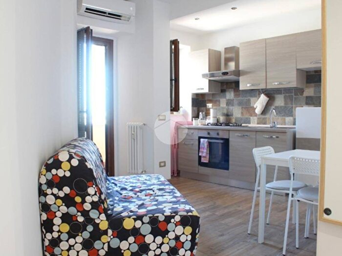 Appartamento bilocale in affitto in Viale Furio Camillo, Furio Camillo, Roma
