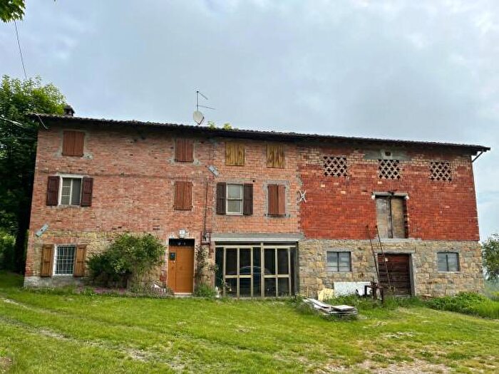 Casa con 6 locali in vendita in Località Ligorzano, Serramazzoni