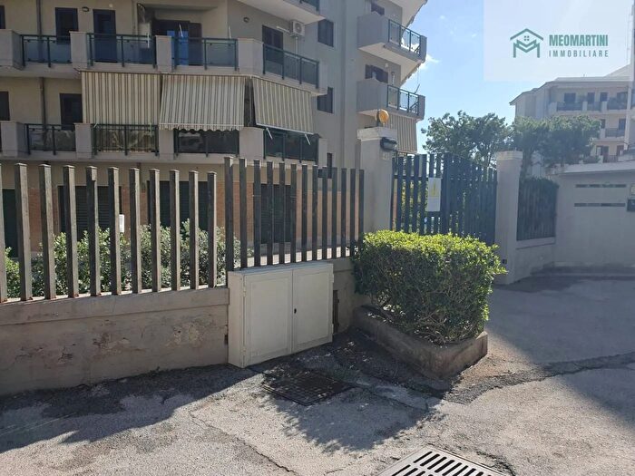 Appartamento quadrilocale in affitto in Via Luigi De Caprio Siracusa Sr, Siracusa