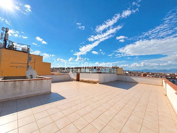 Appartamento con 5 locali in vendita in Via La Nurra, Cagliari