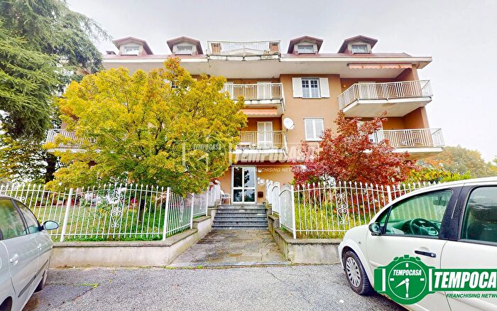 Appartamento con 5 locali in vendita in Corso Colombo, Cassine