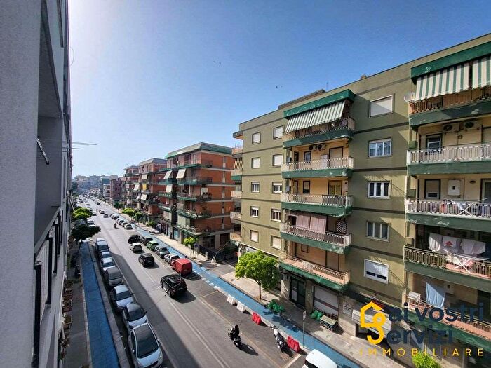 Appartamento trilocale in vendita in Viale Tica, Siracusa