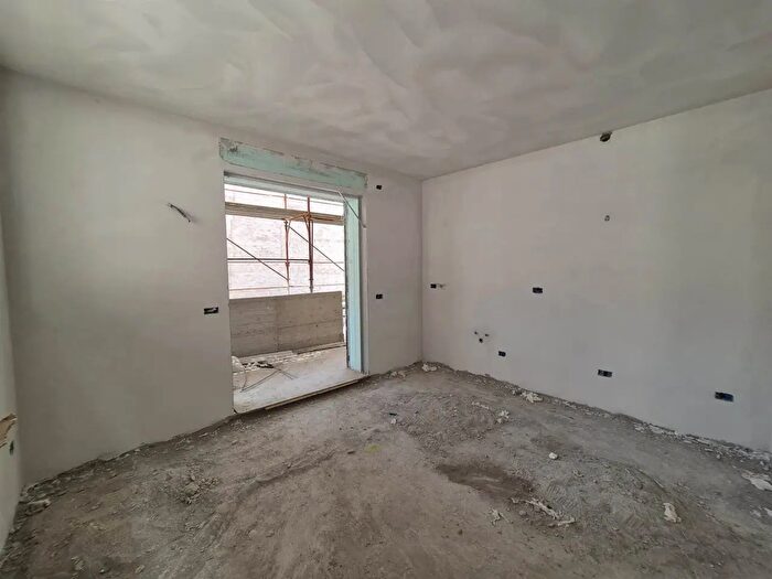 Appartamento con 5 locali in vendita in Firenze