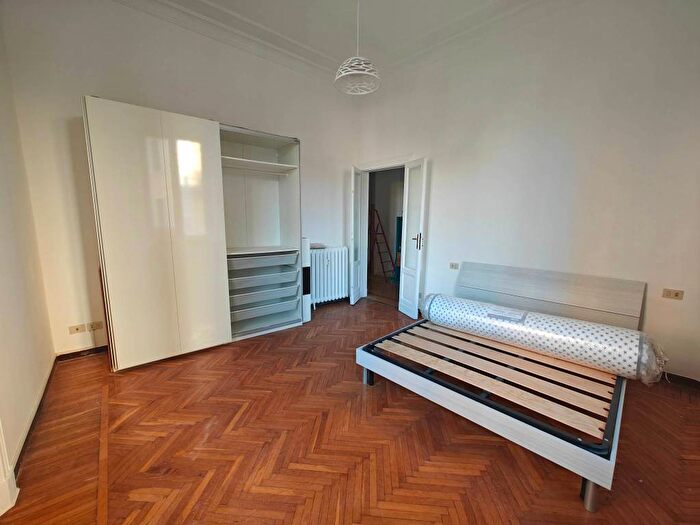 Appartamento trilocale in affitto in Via Spartaco, Cadore, Milano