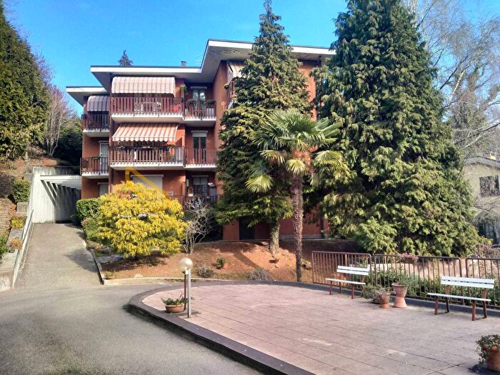 Appartamento trilocale in affitto in SantAmbrogio, Varese