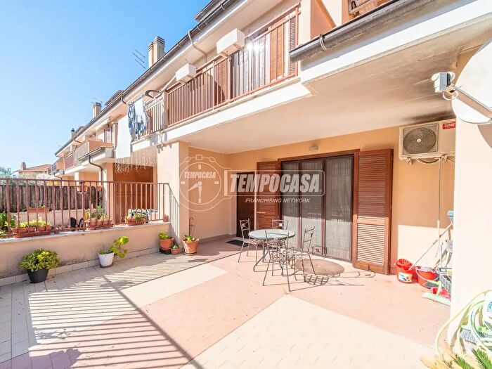 Casa con 5 locali in vendita in Via Vilnius, Ladispoli