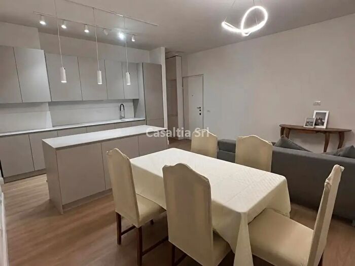 Appartamento bilocale in affitto in Via Breno, Milano