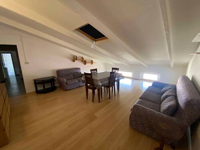 Casa quadrilocale in affitto in via Morandi, Castelnuovo Ne Monti, Castelnovo Ne Monti