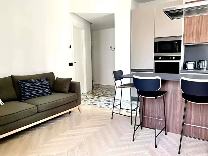 Appartamento monolocale in affitto in Viale Carlo Troya, Milano