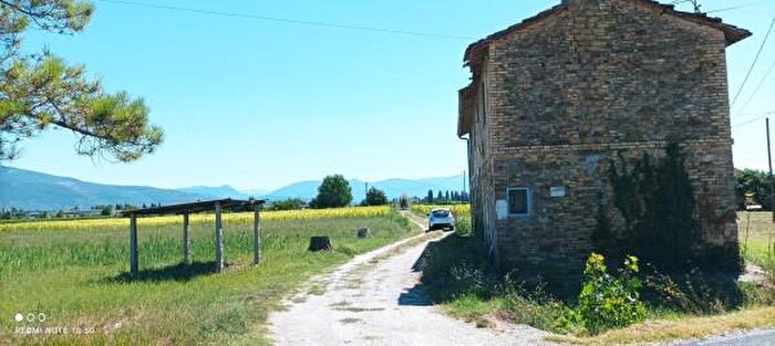 Casa trilocale in vendita in Via Assisi, Cannara