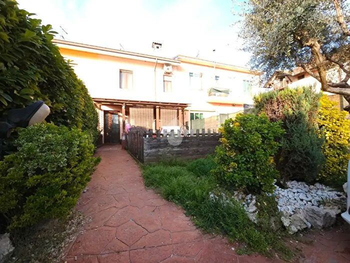 Casa quadrilocale in vendita in Via Roma, Gazoldo Degli Ippoliti