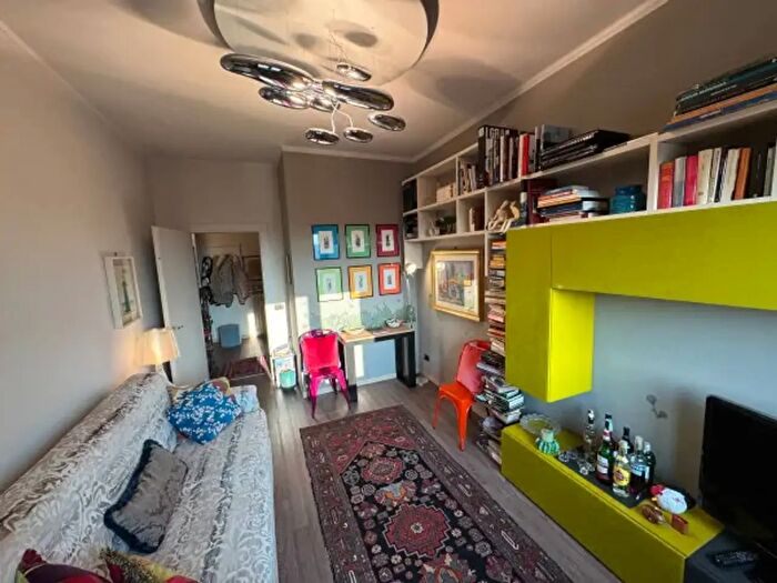 Appartamento trilocale in vendita in Viale Medaglie dOro, Alessandria