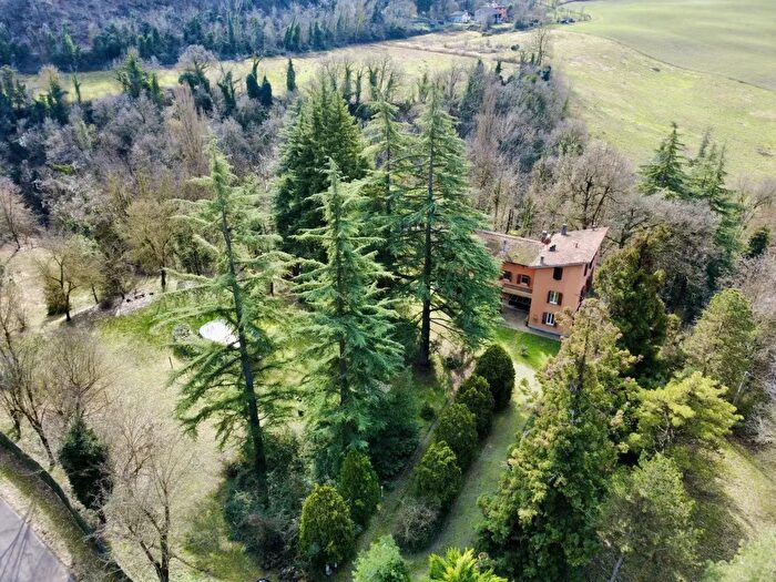 Casa con 7 locali in vendita in Via Badolo, Sasso Marconi