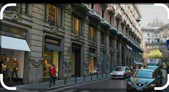 Appartamento con 5 locali in affitto in Via dei Mille, Chiaia, Napoli