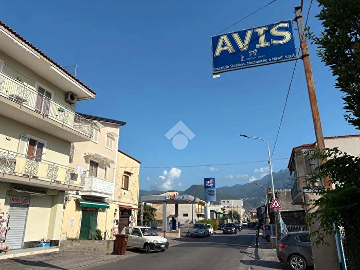 Appartamento trilocale in vendita in Via Napoli, Castellammare Di Stabia