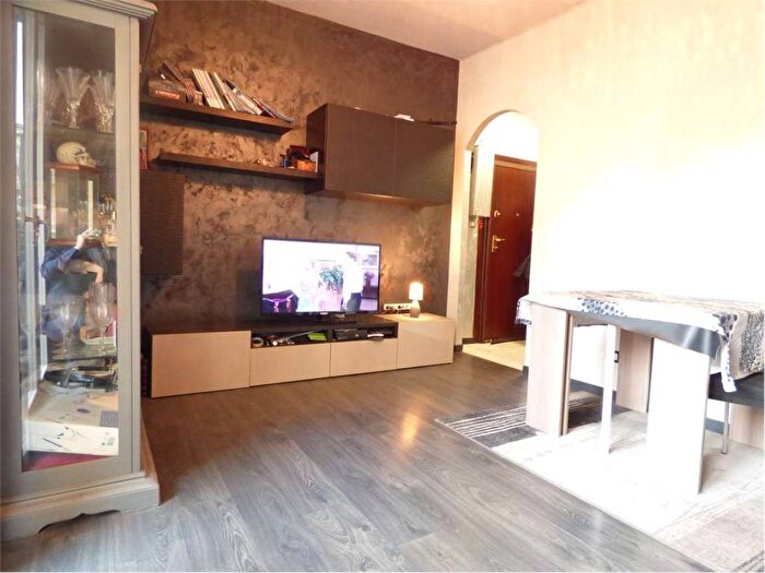 Appartamento bilocale in affitto in via comasina, Comasina, Milano