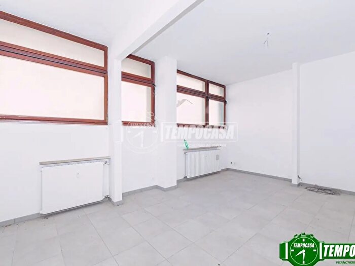 Appartamento bilocale in vendita in Via Giovanni Plana, Voghera