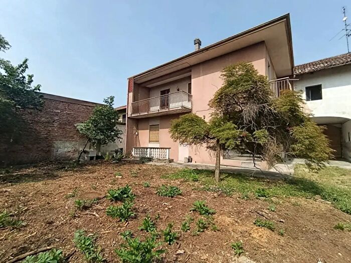 Casa in vendita in Via Vecchiarino, Cilavegna