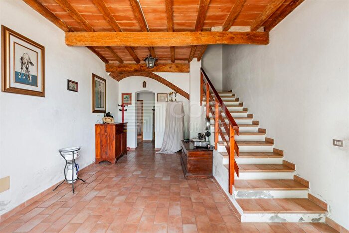 Casa con 6 locali in vendita in Conselice
