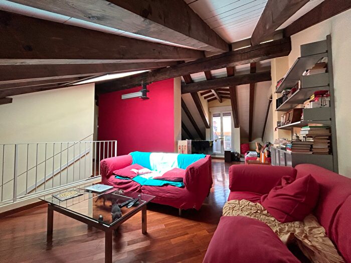 Appartamento quadrilocale in affitto in Milano