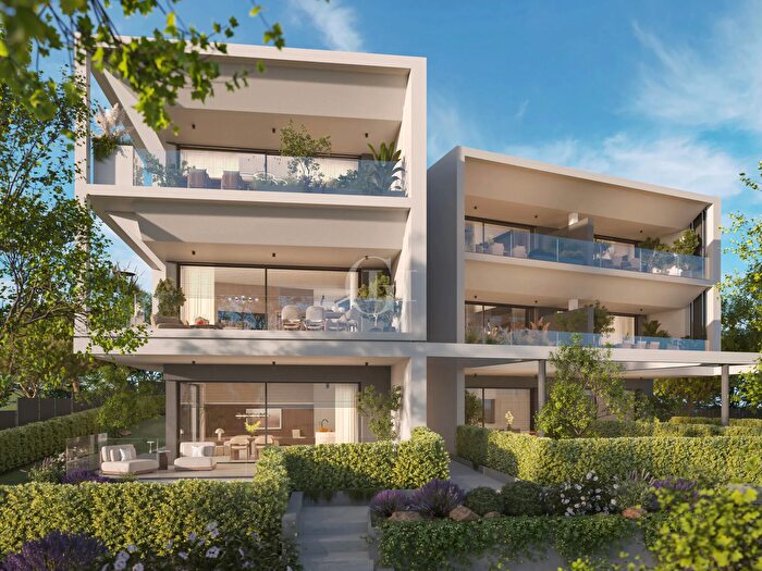 Appartamento trilocale in vendita in Desenzano Del Garda