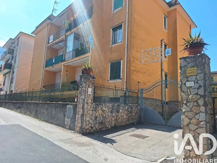 Appartamento quadrilocale in vendita in Via Ponte Aiello, Angri