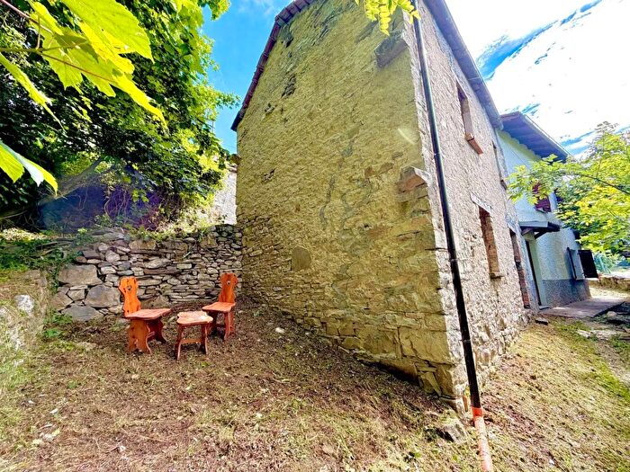 Casa con 5 locali in vendita in Ca di Sopra, Bobbio