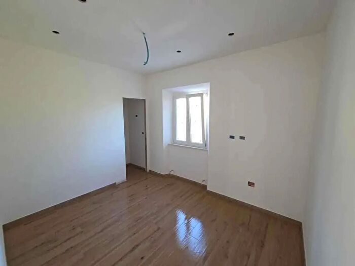 Appartamento trilocale in vendita in Ancona