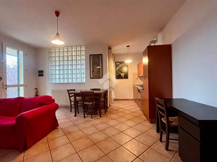 Appartamento bilocale in vendita in Via Stromboli, Ravenna