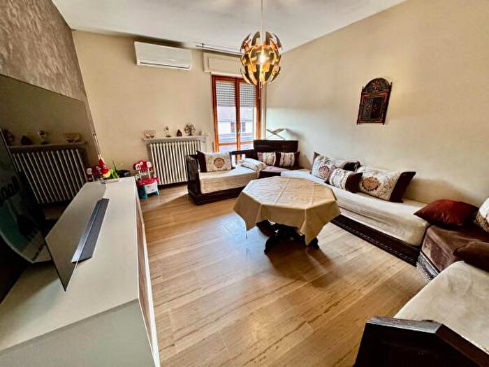 Appartamento trilocale in vendita in Via Dante Alighieri, Castel San Giovanni