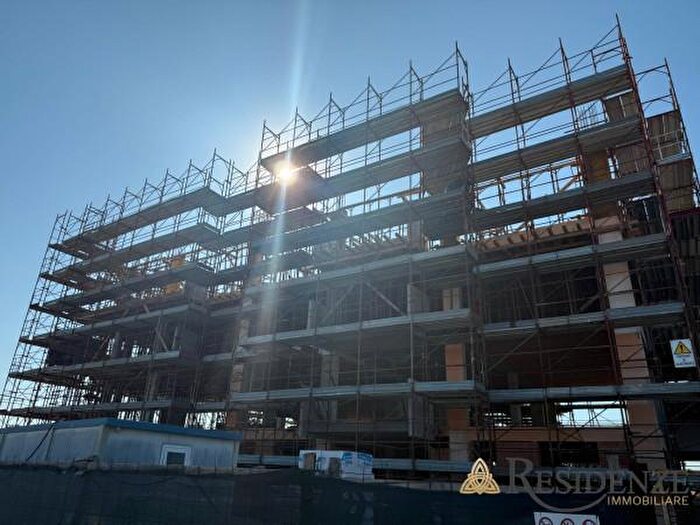 Appartamento trilocale in vendita in Via Alberto Franchetti, Roma