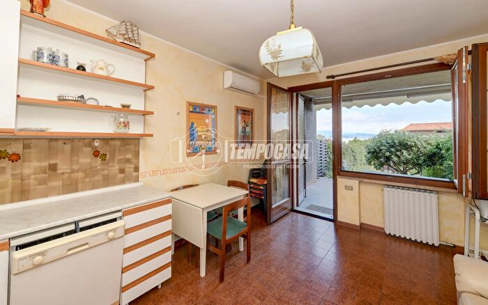 Casa trilocale in vendita in Via Giuseppe Ungaretti, Manerba Del Garda