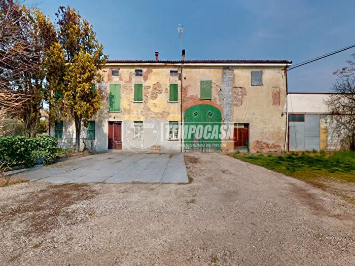 Casa con 6 locali in vendita in Via Ca De Frati, Rio Saliceto