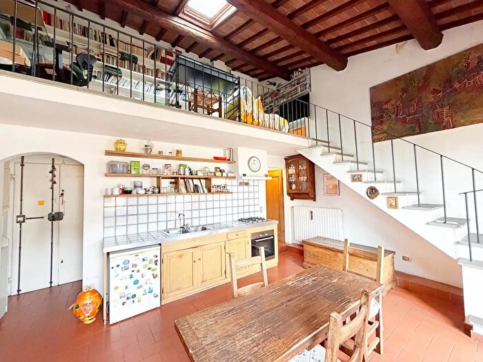 Appartamento trilocale in vendita in Firenze