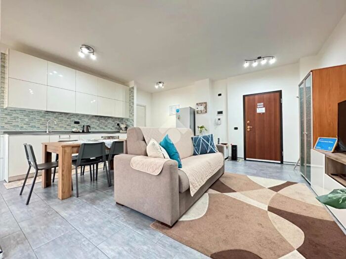 Appartamento bilocale in vendita in Via Mauro Macchi, Milano