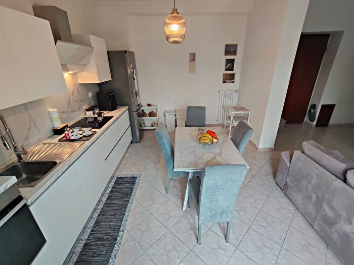 Appartamento bilocale in affitto in Corso Lecce, Parella, Torino