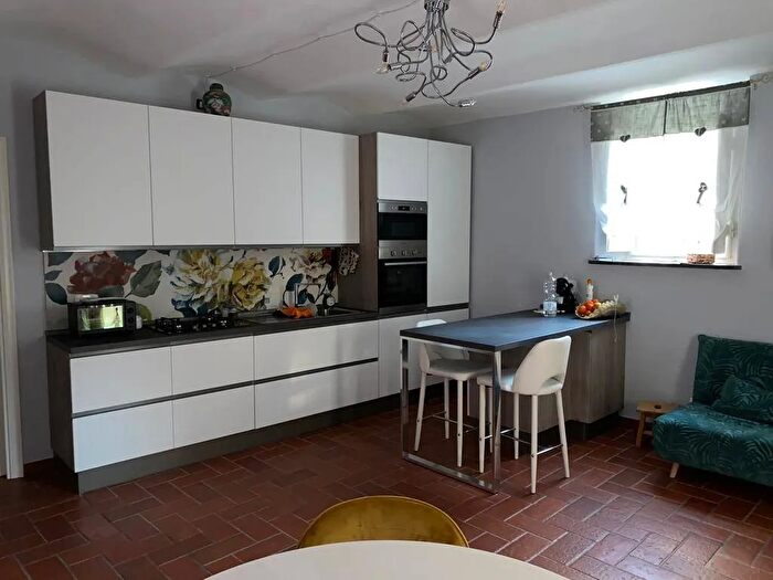 Casa quadrilocale in vendita in San Giuliano Terme