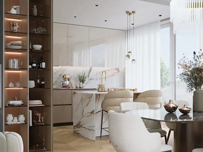 Appartamento quadrilocale in vendita in Via Padre Reginaldo Giuliani, Lissone