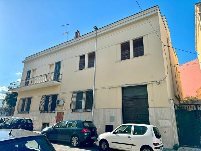 Casa trilocale in vendita in Via Tenente Barletta, Monopoli