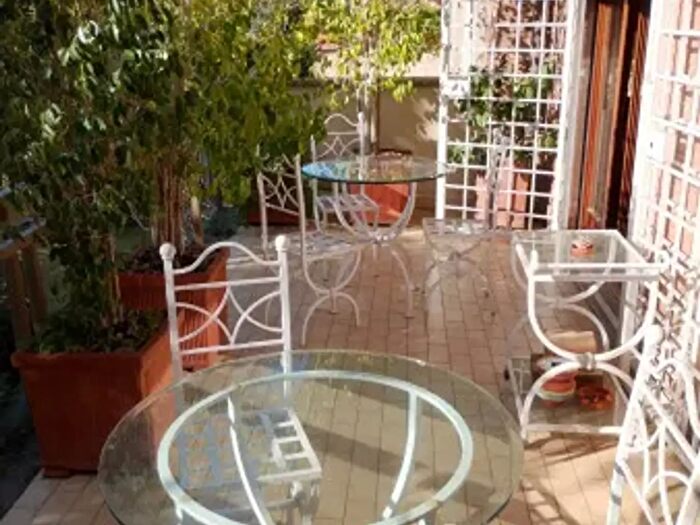 Appartamento con 6 locali in vendita in Via della Mendola, Roma