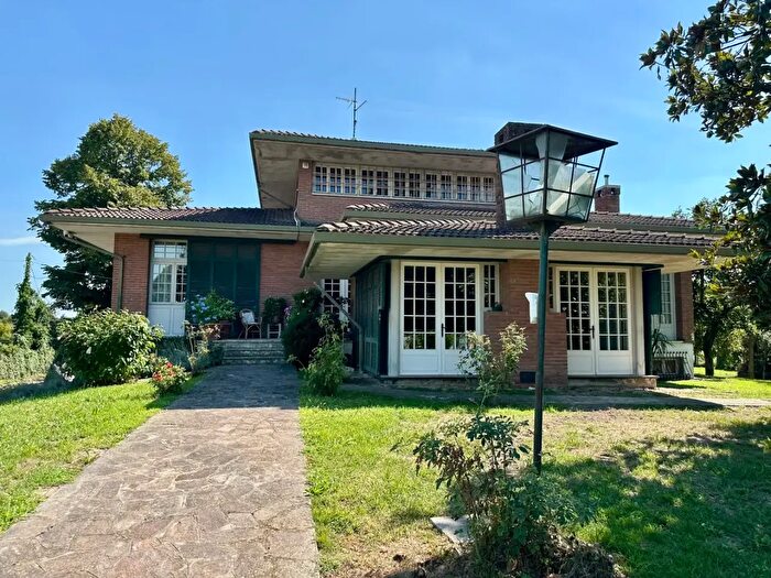 Casa quadrilocale in vendita in Via Roma Snc, Megliadino San Vitale